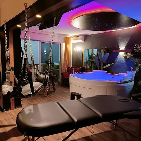 La Loveroom Bdsm De Nice " La Chambre Luxe Des Desirs " Exterior foto