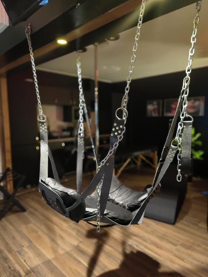 La Loveroom Bdsm De Nice " La Chambre Luxe Des Desirs " Exterior foto